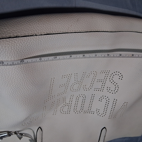Victoria's Secret White Tote with Metallic Accents - Picture 6 of 8
